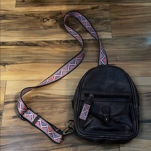 Elegant Dark Brown Crossbody Bag with Patterned Strap